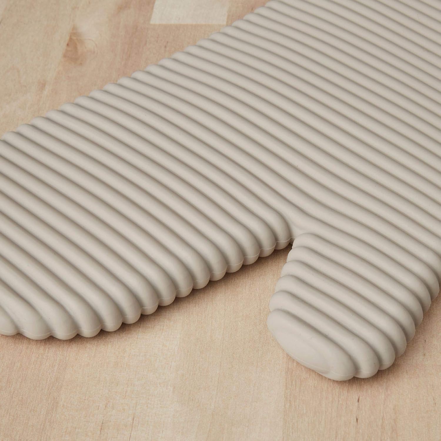 Silicone Oven Mitts – Set of 2, Ribbed Grip, Heat Resistant